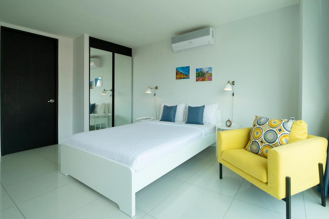South Beach Pattaya Джомтиен Бийч Екстериор снимка