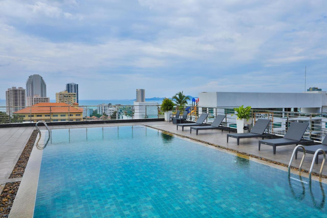 South Beach Pattaya Джомтиен Бийч Екстериор снимка